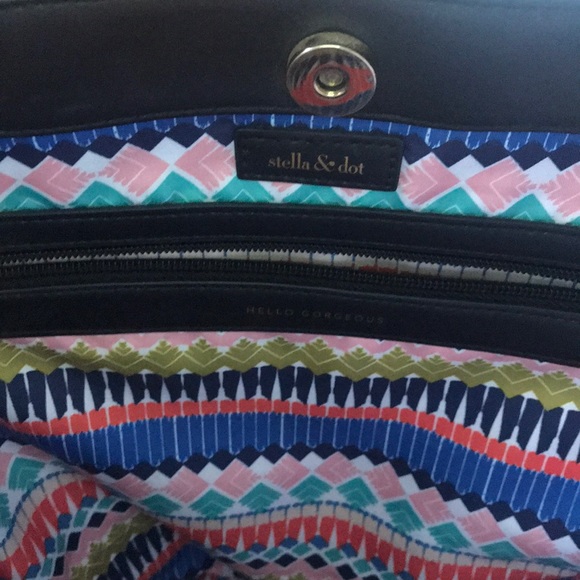 Stella & Dot Filmore Tote - Picture 3 of 3